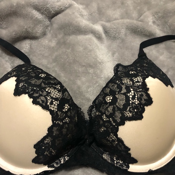 Beyond Sexy Push Up Bra B1G1FREE 🌸 - Picture 2 of 5